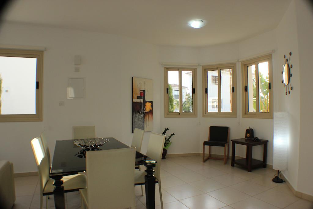 Palm Tree Villas Protarász Kültér fotó