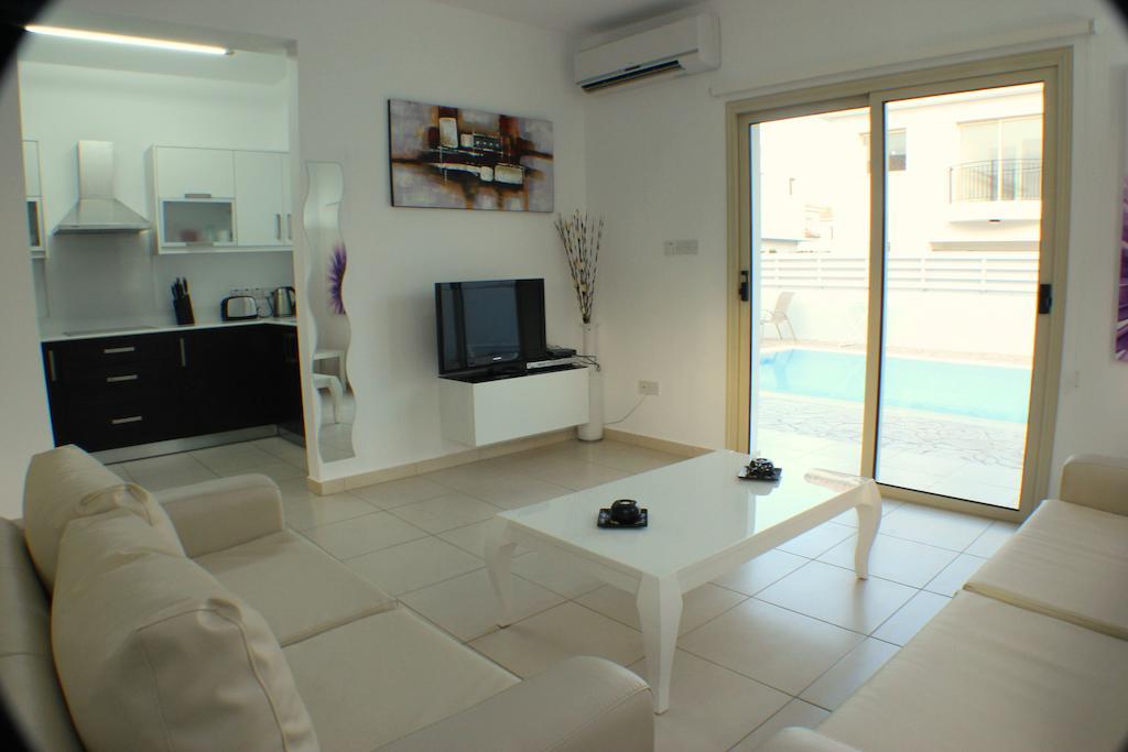 Palm Tree Villas Protarász Kültér fotó