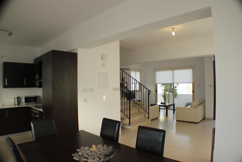 Palm Tree Villas Protarász Kültér fotó