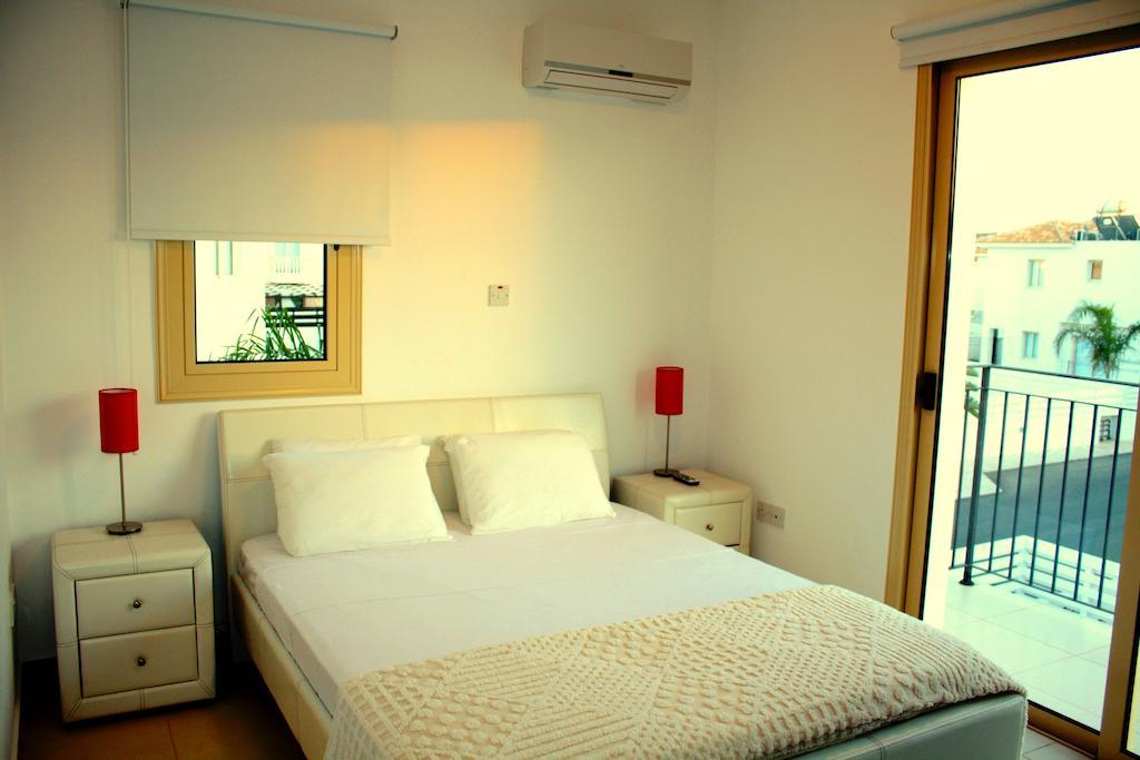 Palm Tree Villas Protarász Szoba fotó