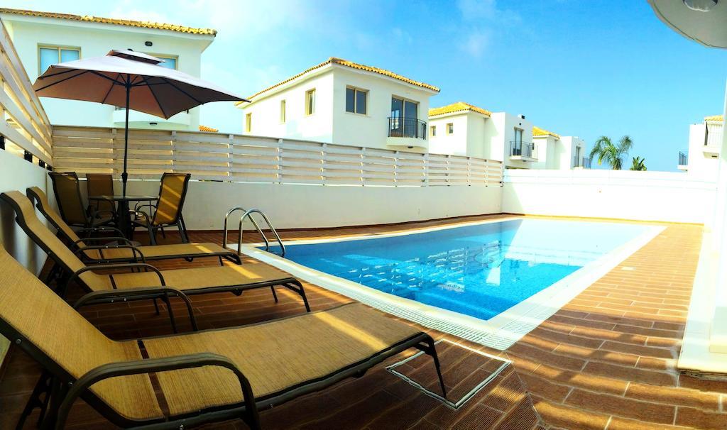Palm Tree Villas Protarász Szoba fotó